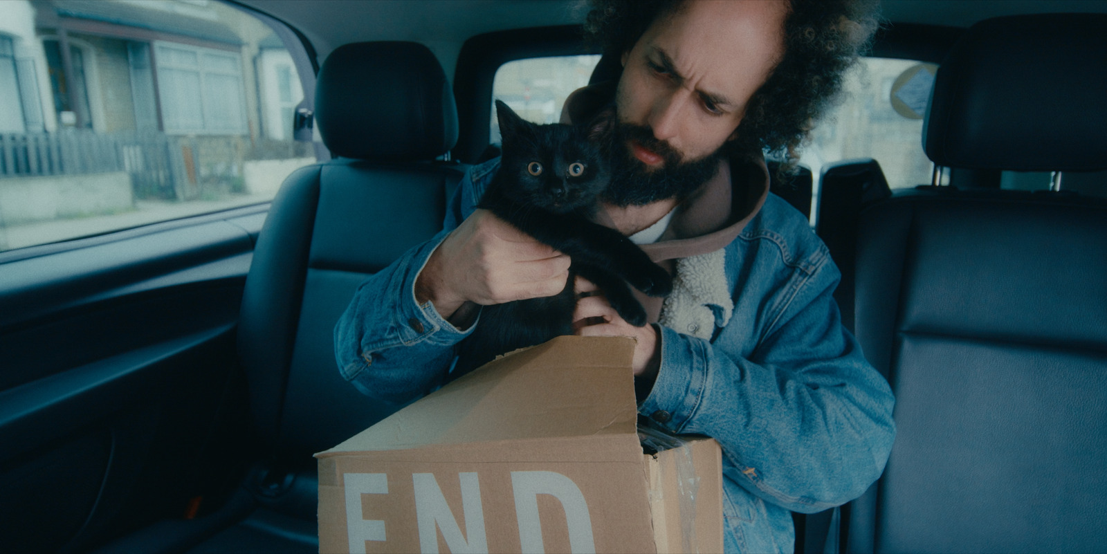 Casual Stream, fashion film directed by Anibal Castaño for @gionatanscali. Colour grade by Anibal Castaño, Grade by Humans (still 18)