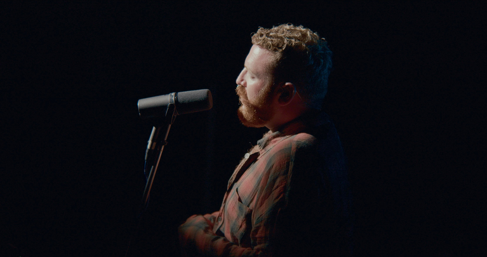 Dysphoria, live performance directed by Joseph Wilson for Tom Rasmussen · Abbey Road × Gay Times. Colour grade by Anibal Castaño, Grade by Humans (still 2)