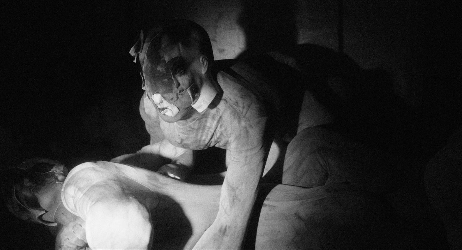 Nowhere Game, music video directed by Joseph Wilson for Patrick Wolf. Colour grade by Anibal Castaño, Grade by Humans (still 13)