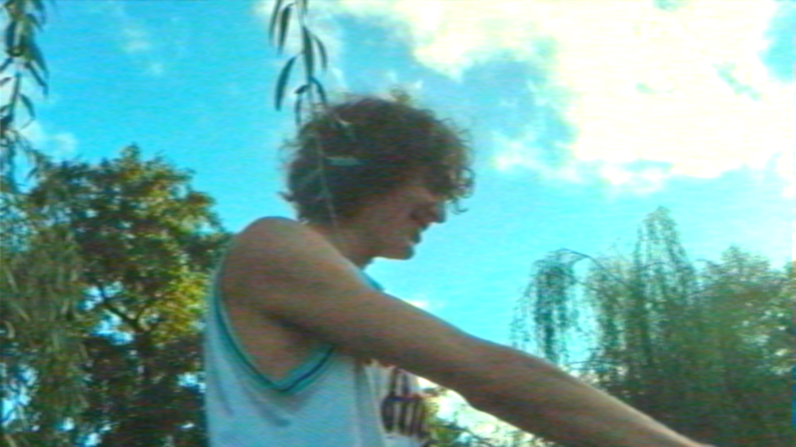 Rose, music video directed by voidform for @leereflascheleeresherz. Colour grade by Anibal Castaño, Grade by Humans (still 7)