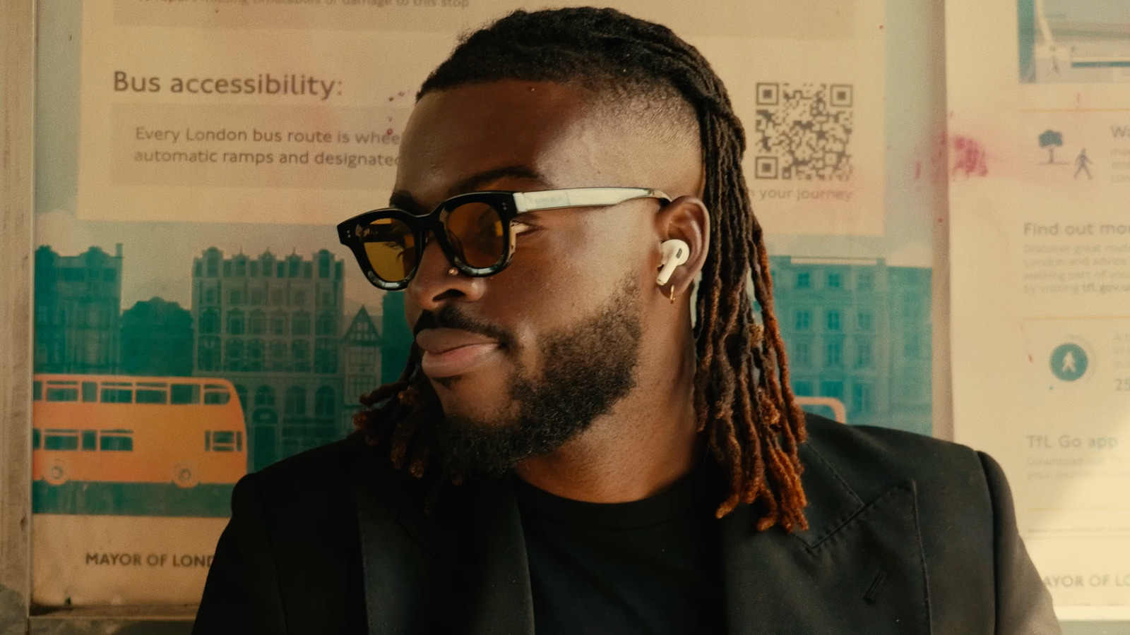 SuperHero, short film directed by Damola Oladapo for House Captain. Colour grade by Anibal Castaño, Grade by Humans (still 4)