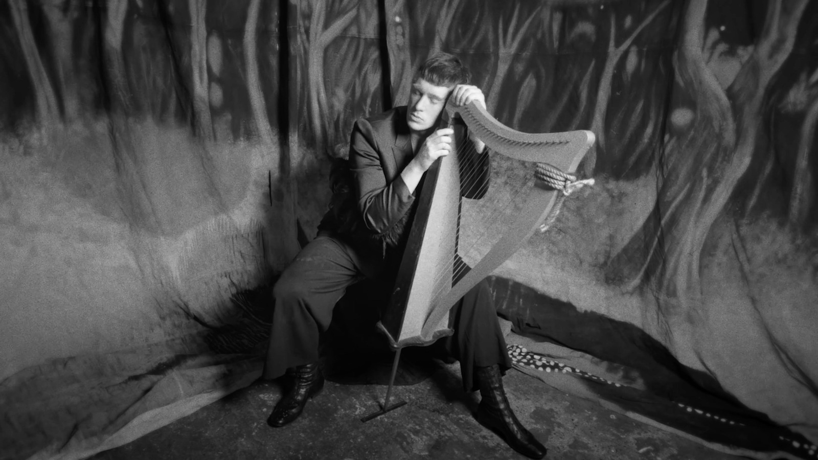 The Bowline Knot, music video directed by Joseph Wilson for Patrick Wolf. Colour grade by Anibal Castaño, Grade by Humans (still 1)