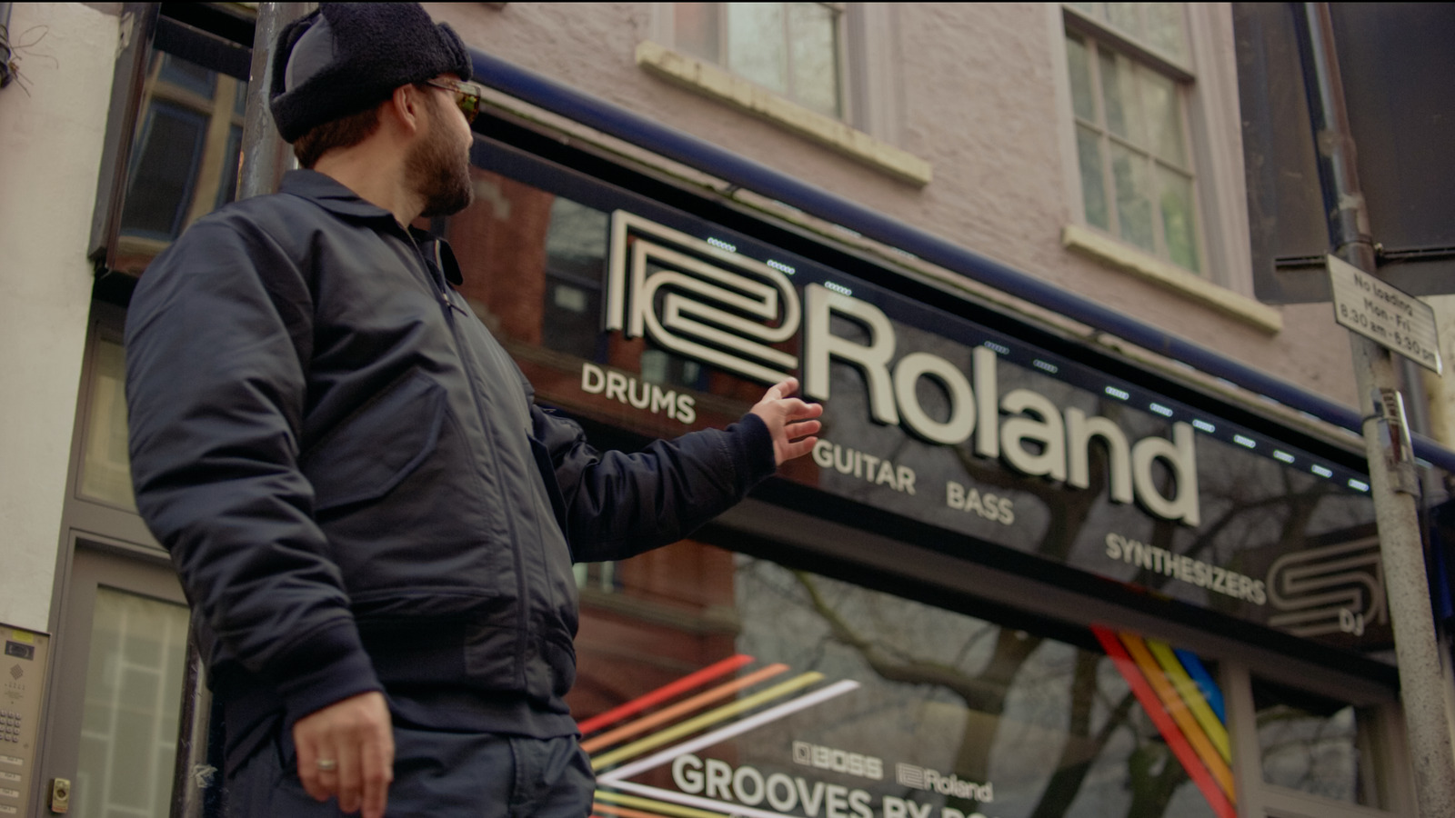 The Localist, commercial directed by Damola Oladapo for The Hoxton Hotel. Colour grade by Anibal Castaño, Grade by Humans (still 7)
