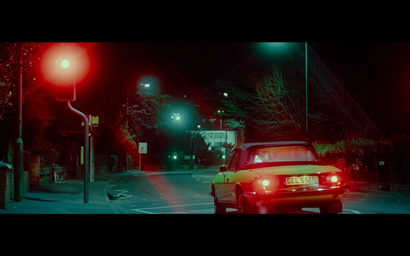 HICCUP, short film directed by Alice Williams. Cinematography by Anibal Castaño, still 8