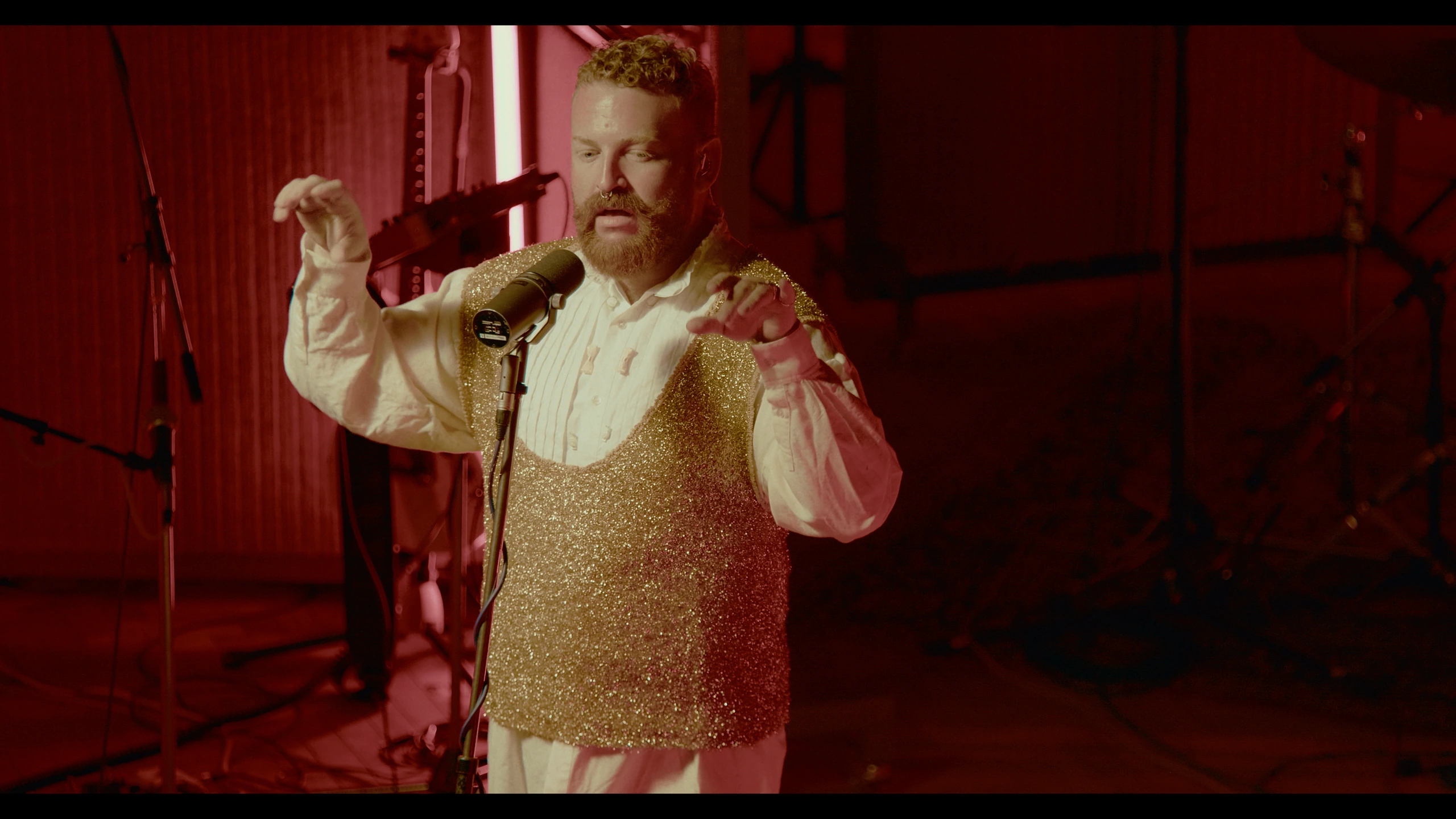 In for the Kill, narrative. Cinematography by Anibal Castaño, still 13