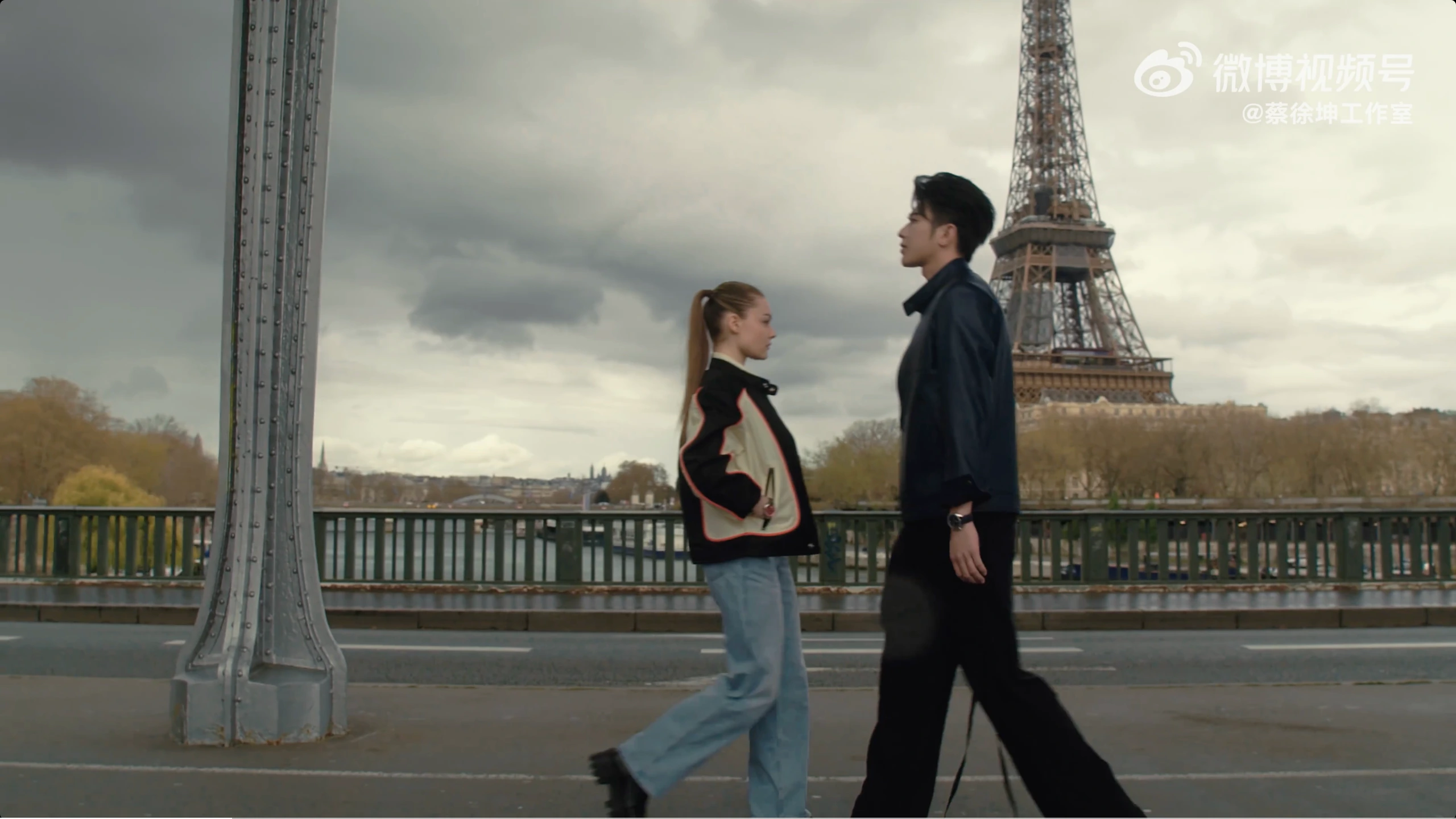 Meet Me In Paris for TAG Heuer and GQ China. Camera Operator / 1st AC: Anibal Castaño, still 13