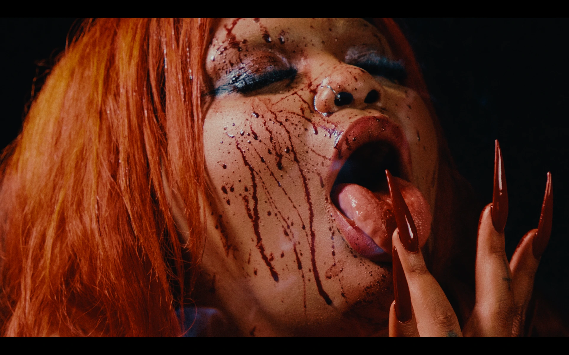 MOAN, short film directed by Joseph Icaro. Cinematography by Anibal Castaño, still 10
