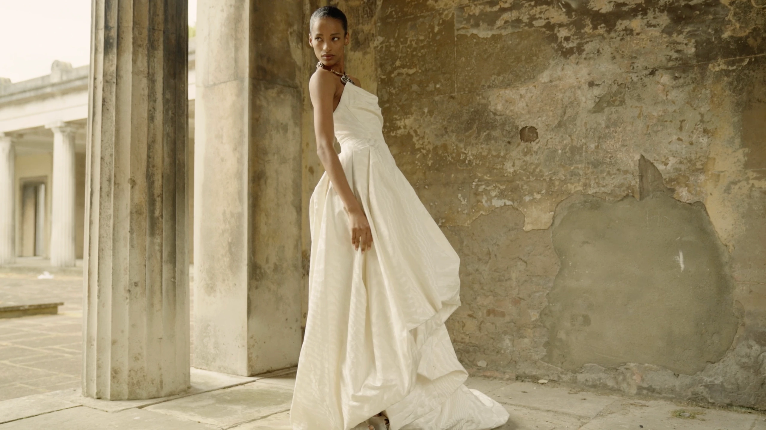 Vivienne Westwood — Bridals 2025 MTO, fashion campaign. Cinematography by Anibal Castaño, still 3